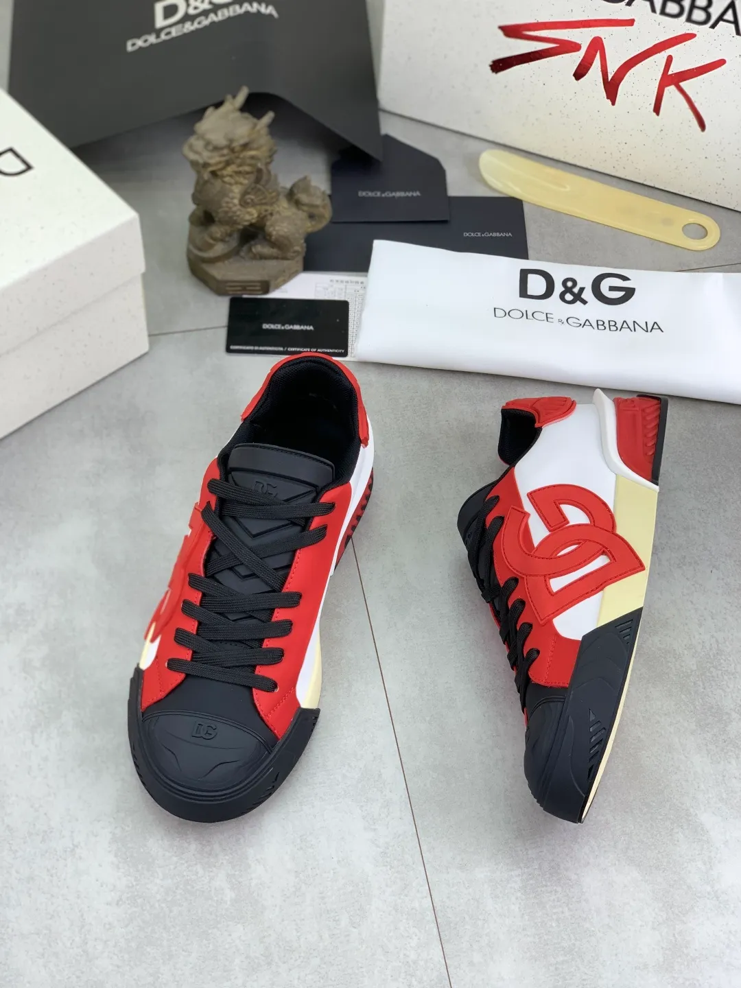 Men's shoes 💰P580💰 [New model] The latest hot style, top original quality, the official website synchronized with "DOLCE&GABBANA [Dolce & Gabbana] ~ High Quality." Effect Low-top casual DG men's shoes, loved by many celebrities, using high-end imported first-layer calfskin splicing logo design + cowhide feet, simple and elegant, perfectly interpreting the latest inspiration for shoes, integrating classics and fashion, luxury dreams, leading fashion Suitable for drivers, light and comfortable to drive, light and breathable for outdoor travel, high-end quality, trustworthy, 5️⃣color🉑️choice! Code number: 38-46